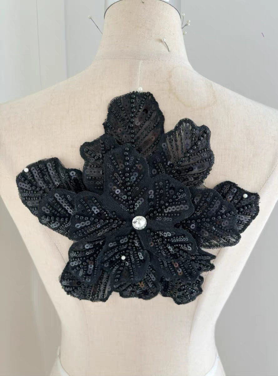 Écussons perlés faits main, motif floral, 23 cm, noirs, pour la confection de robes de mariée et autres costumes (accessoires de couture DIY).