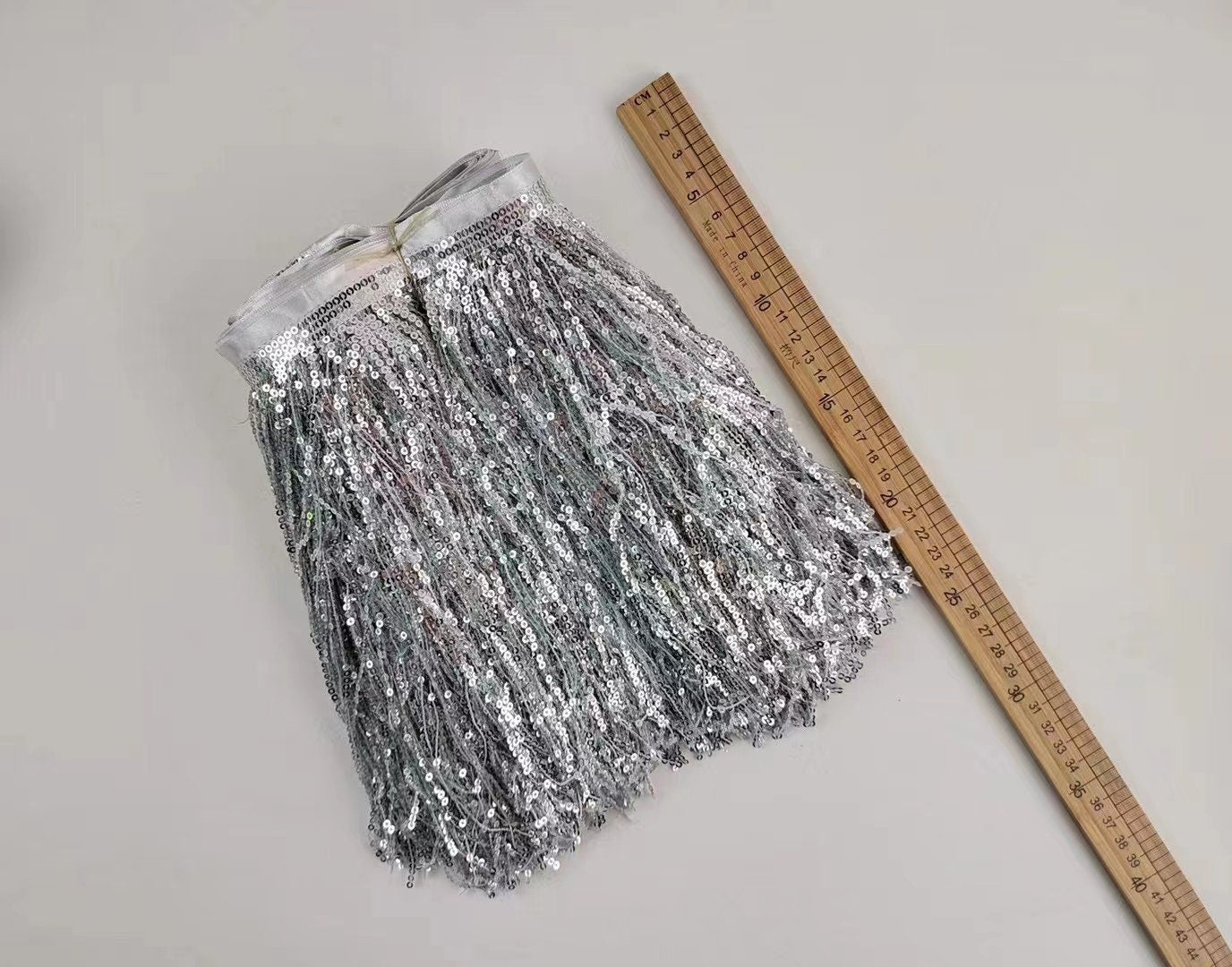 Ruban de satin à franges de sequins de 30 cm de large, 36 couleurs au choix, 9 mètres par couleur