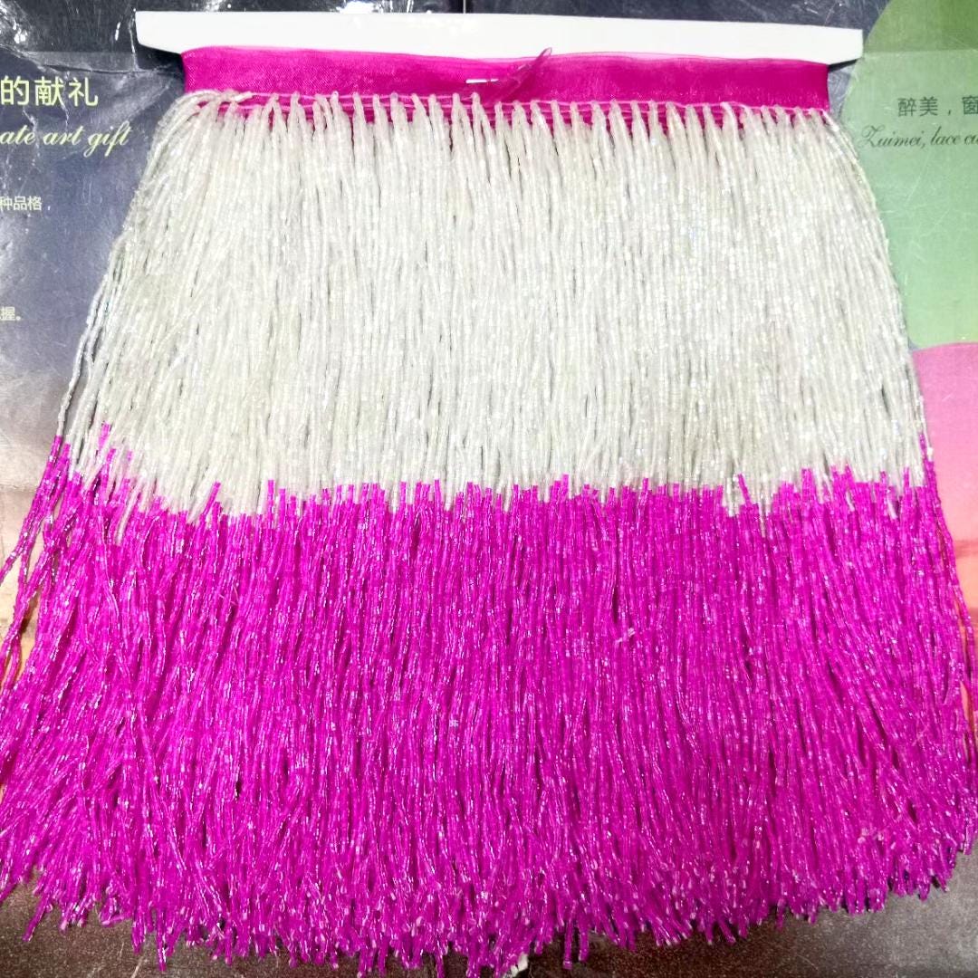 Frange perlée bicolore en perles de verre de 90 cm de long et 9 pouces de large : rouge clair, argent, bleu marine, rose vif, vert argenté, vert et noir.