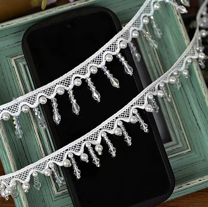 Handgemaakte franje van kristallen kralen, 1 meter lang en 2,8 cm breed, met parels en kant, geschikt voor jurken, kostuums, boetieks, handtassen, rokken, lampenkapfranje.