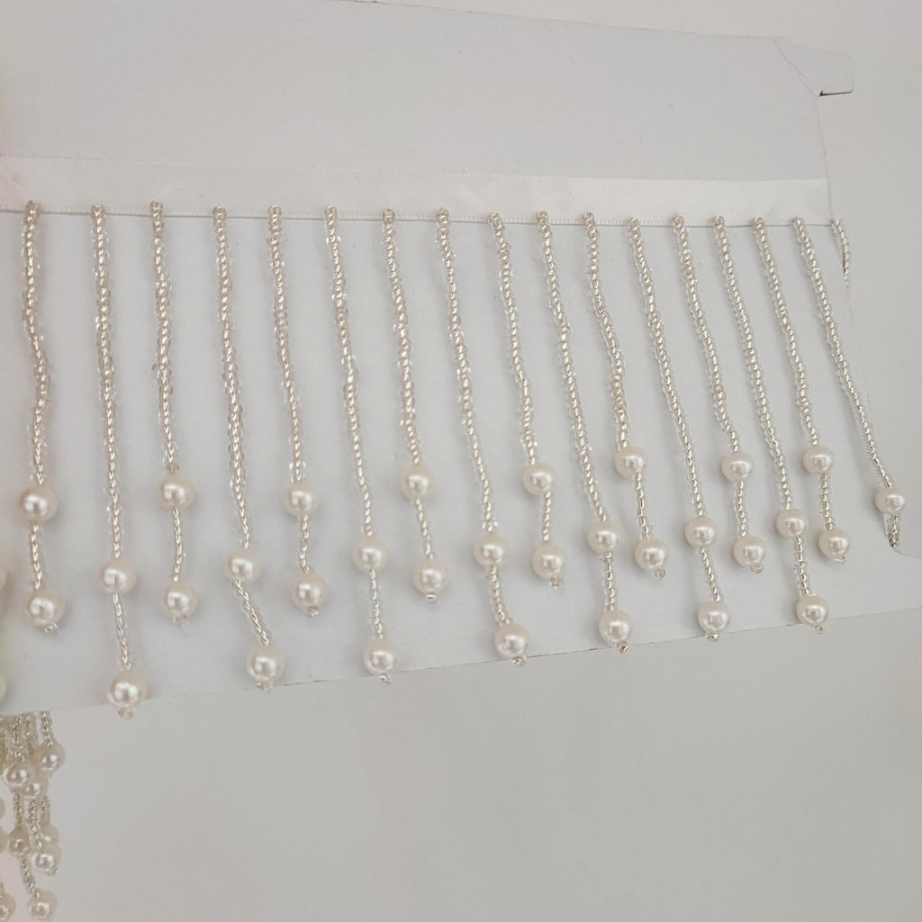 Frange faite main en perles et perles de rocaille : Bordure décorative rose (8 cm de large)