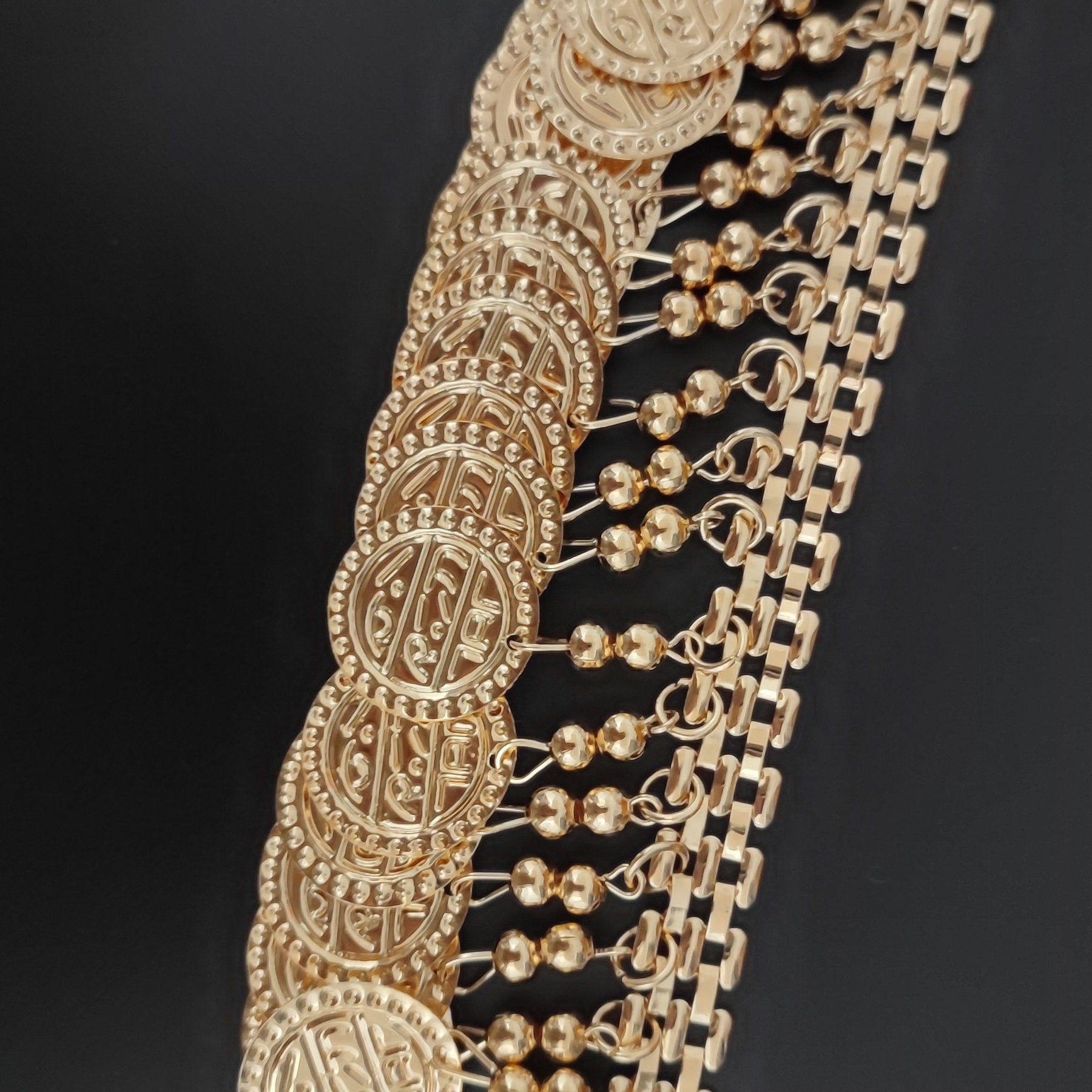 Frange perlée en alliage de 4 cm de large avec pièces et clochettes, argentée, or rose et canon de fusil. Abat-jour pour vêtements de danse. Couture et loisirs créatifs.