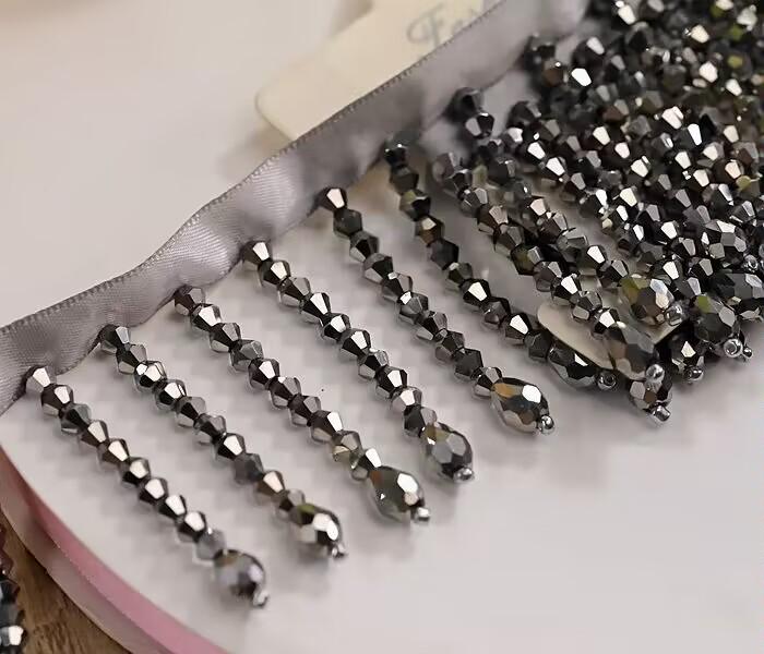 Frange de perles de cristal personnalisée : garniture faite à la main, 10 yards