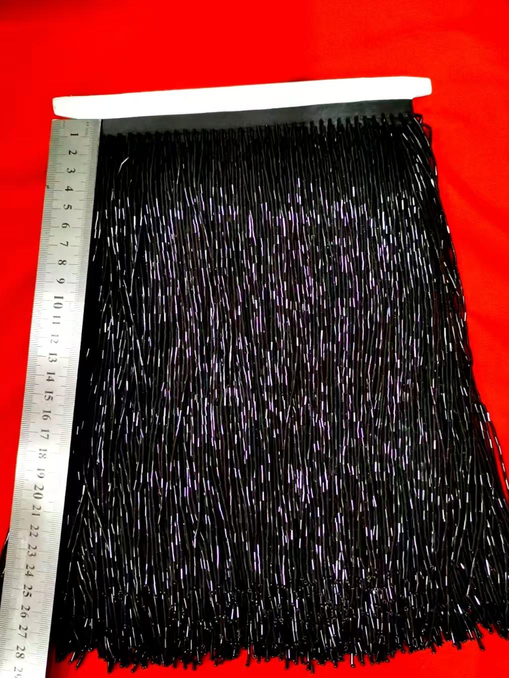 Frange perlée de perles tubulaires de 5 yards (4,47 m) et 30 cm de large, 30 cm de large, couleur or, argent, rouge, rose vif, orange, violet, noir, vert, bleu, rose.