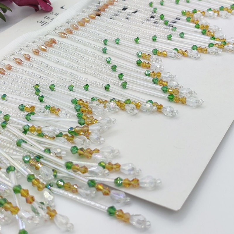 Frange perlée de 15 cm : perles de rocaille, perles de cristal, bordure d’abat-jour