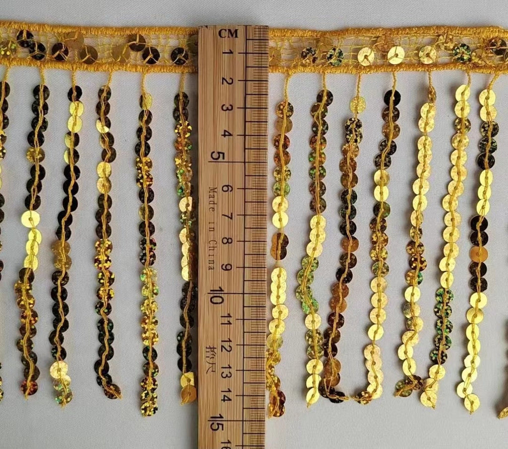Frange à paillettes : 15 cm de large, 13,7 m