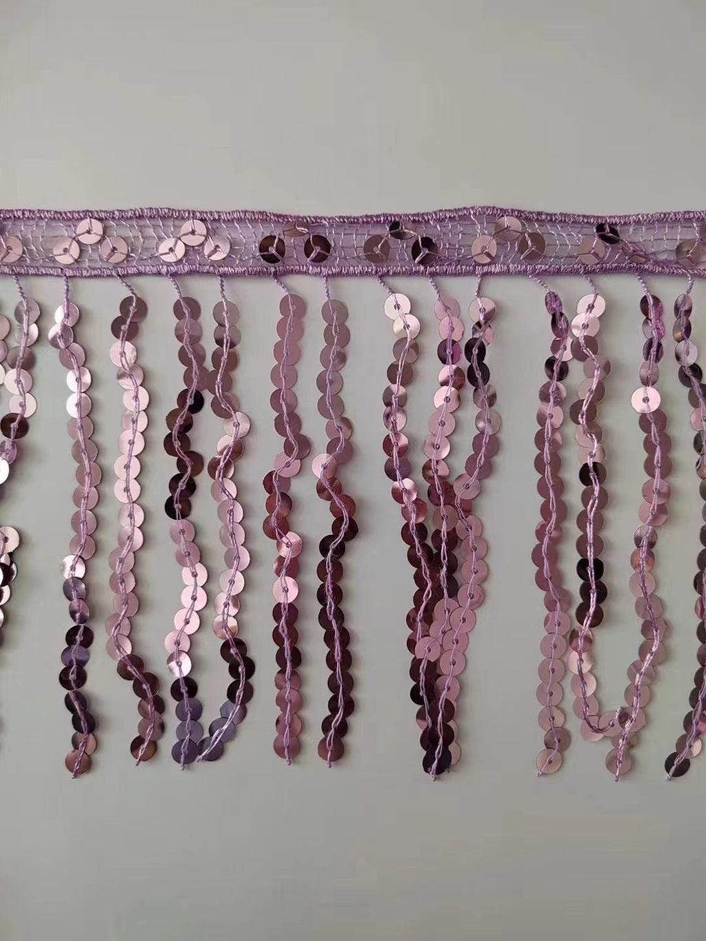 Frange à paillettes : 15 cm de large, 13,7 m