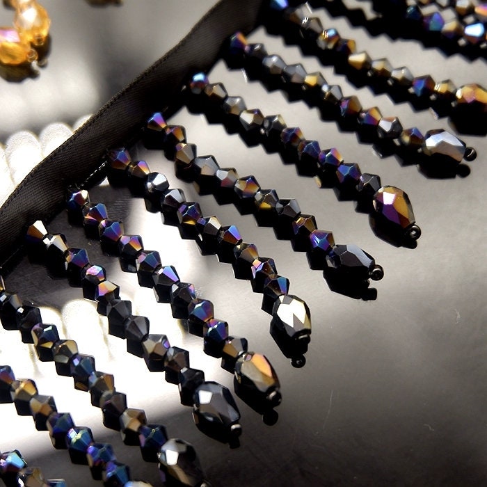 Handgemaakte, glanzende kristallen kralenfranjes van 5,5-6 cm breed, geschikt voor danskleding, trouwjurken, kostuums, lampenkapfranjes, 10 verschillende kleuren.