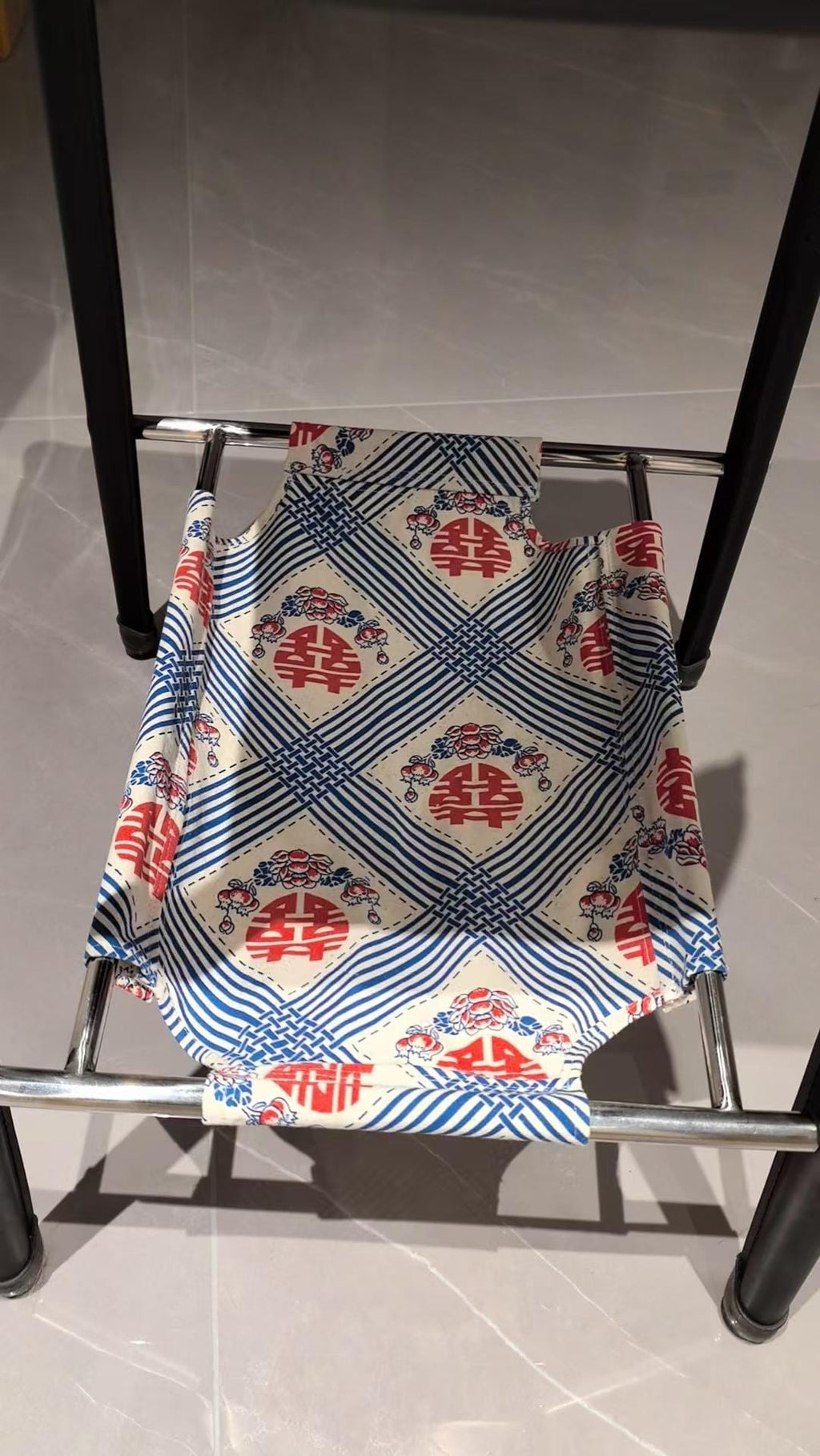 Hamac pour chat sur mesure pour chaise de cuisine : coton tissé à la main, gain de place