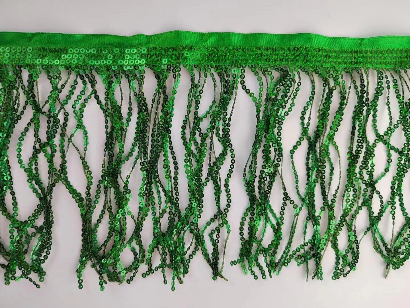 Ruban de satin de 23 cm de large avec franges à paillettes, 36 couleurs au choix, 9 mètres par couleur