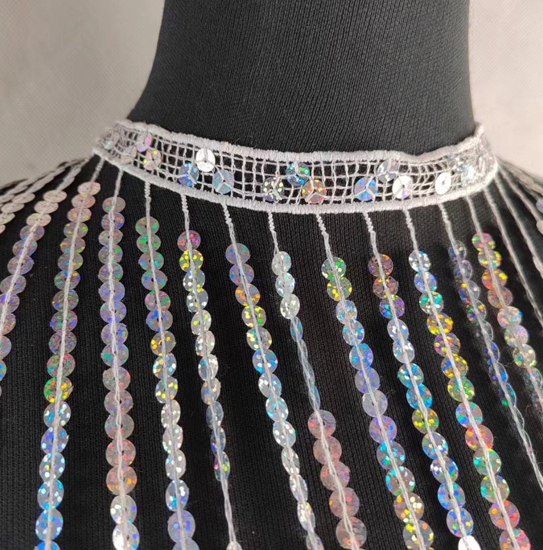 Franje met pailletten: 10 meter, 40 cm breed, 1,5 cm hoofdband