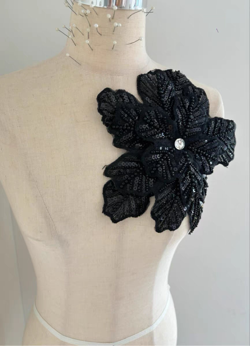 Écussons perlés faits main, motif floral, 23 cm, noirs, pour la confection de robes de mariée et autres costumes (accessoires de couture DIY).
