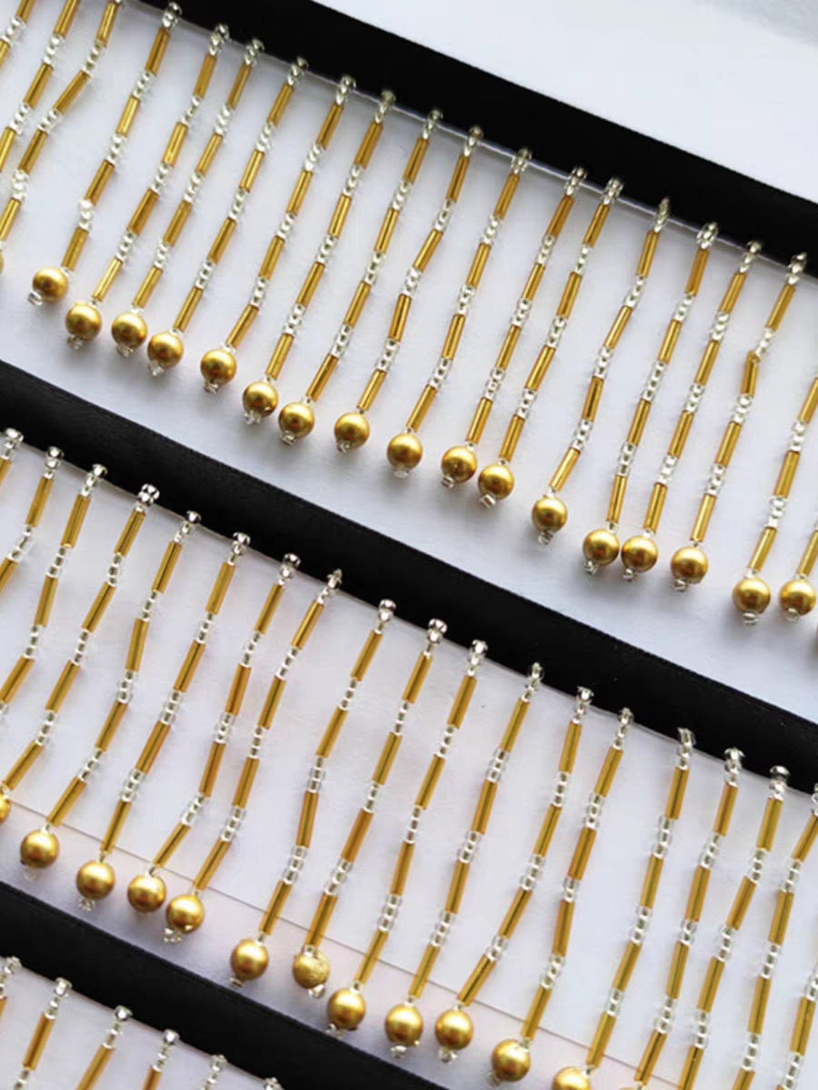 Franges de perles dorées faites à la main, 90 cm de long et 5 cm de large.