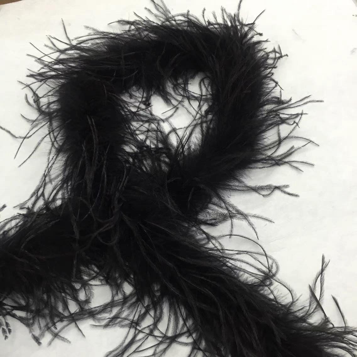 Boa en plumes d'autruche 1 pli de 2 mètres de long, bleu marine, gris, rose vif, noir, blanc, bordeaux, violet, turquoise, marron, vert