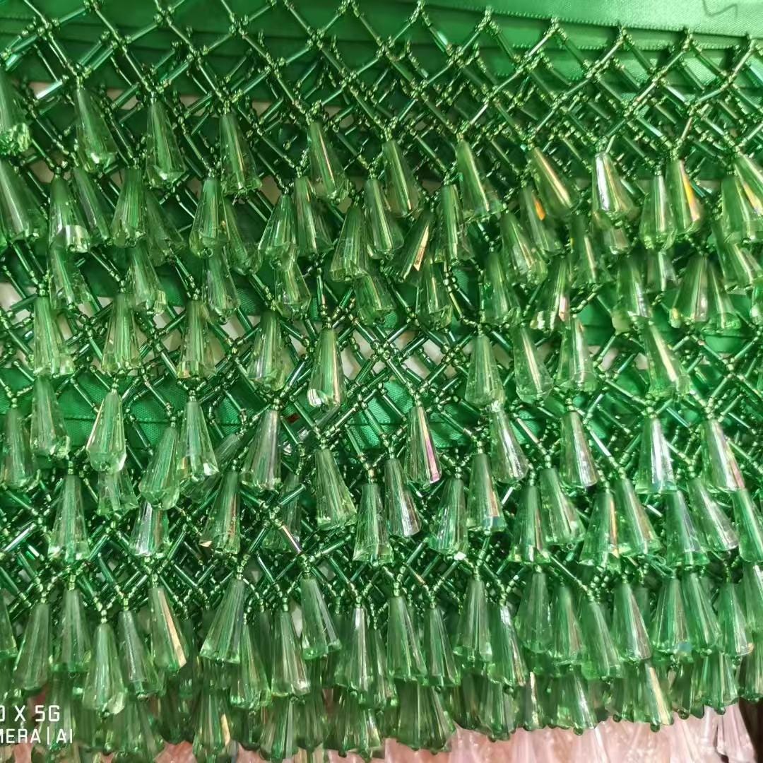 Frange perlée en filet de 6 cm de large, rose, turquoise, transparent, rouge, noir, vert, noir, perles de verre, perles de cristal, frange d'abat-jour perlée