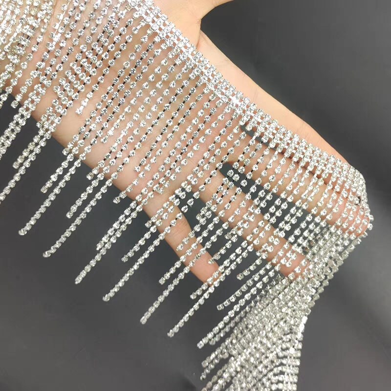 Handgemaakte 1 meter lange, 12 cm brede franje van transparante strass-steentjes voor lampenkappen, jurken, kostuums, doe-het-zelf naaiprojecten.