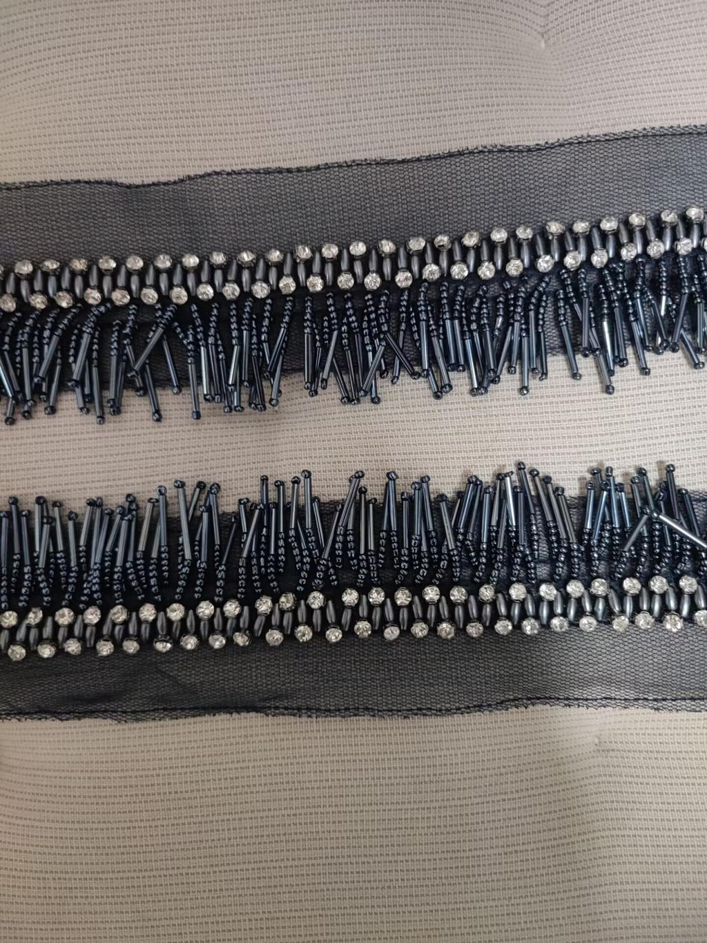 Handgemaakte kralenfranje: Goud, Zilver, Marineblauw, Rood - 90 cm