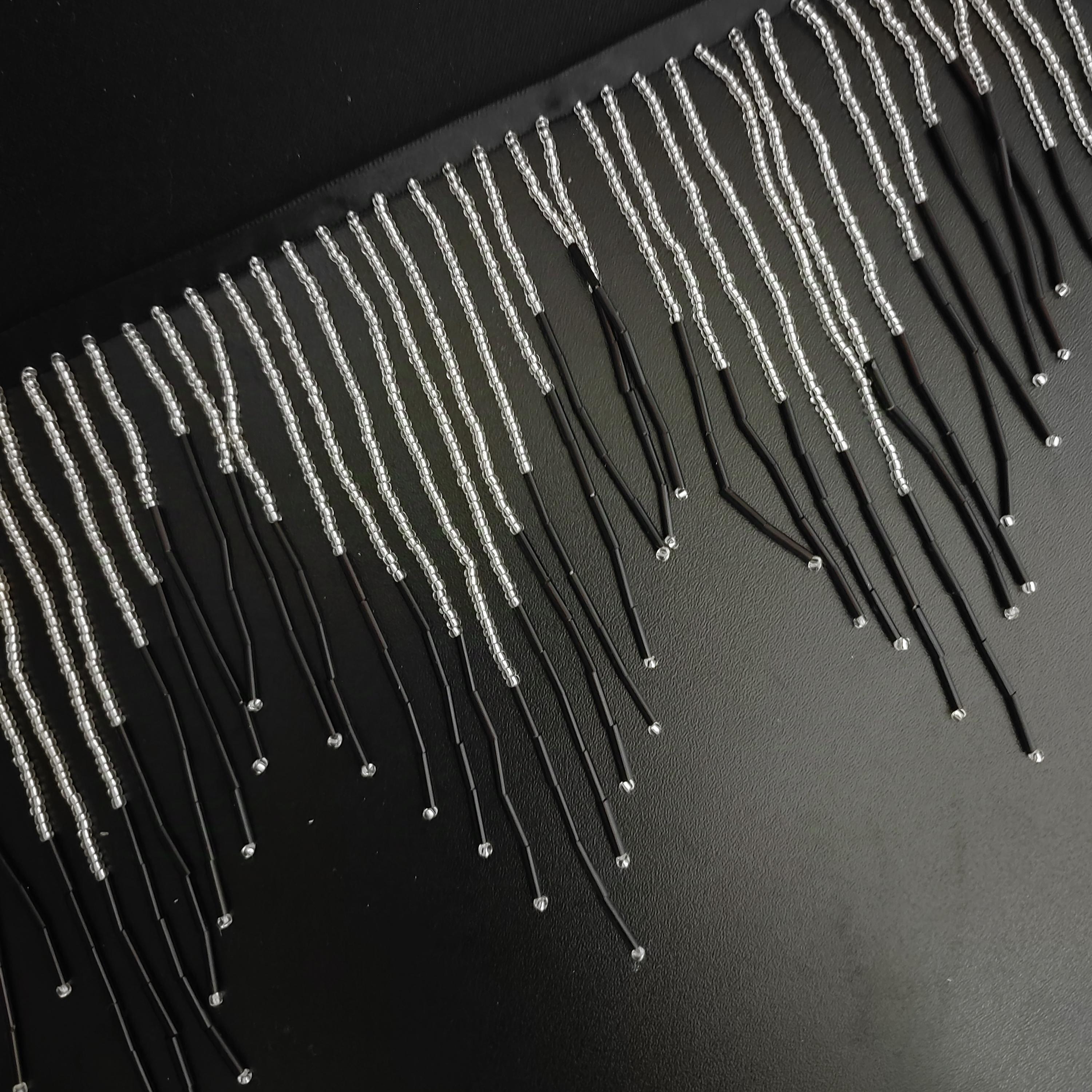 Frange à franges perlées à chevrons de 12,7 cm de large, pour abat-jour, costume ou robe, disponible en or rose, argent, noir, blanc, bleu, lilas, rose vif, rouge et vert.