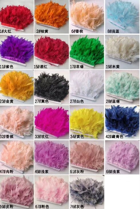 Frange en plumes de dinde de 12 à 18 cm de large, 10 m/couleur/lot, 23 couleurs différentes disponibles.
