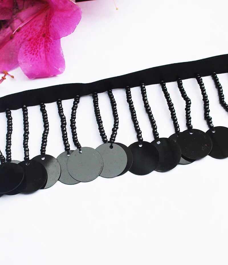 Franges en perles de rocaille et sequins faites main : garniture de couture à faire soi-même