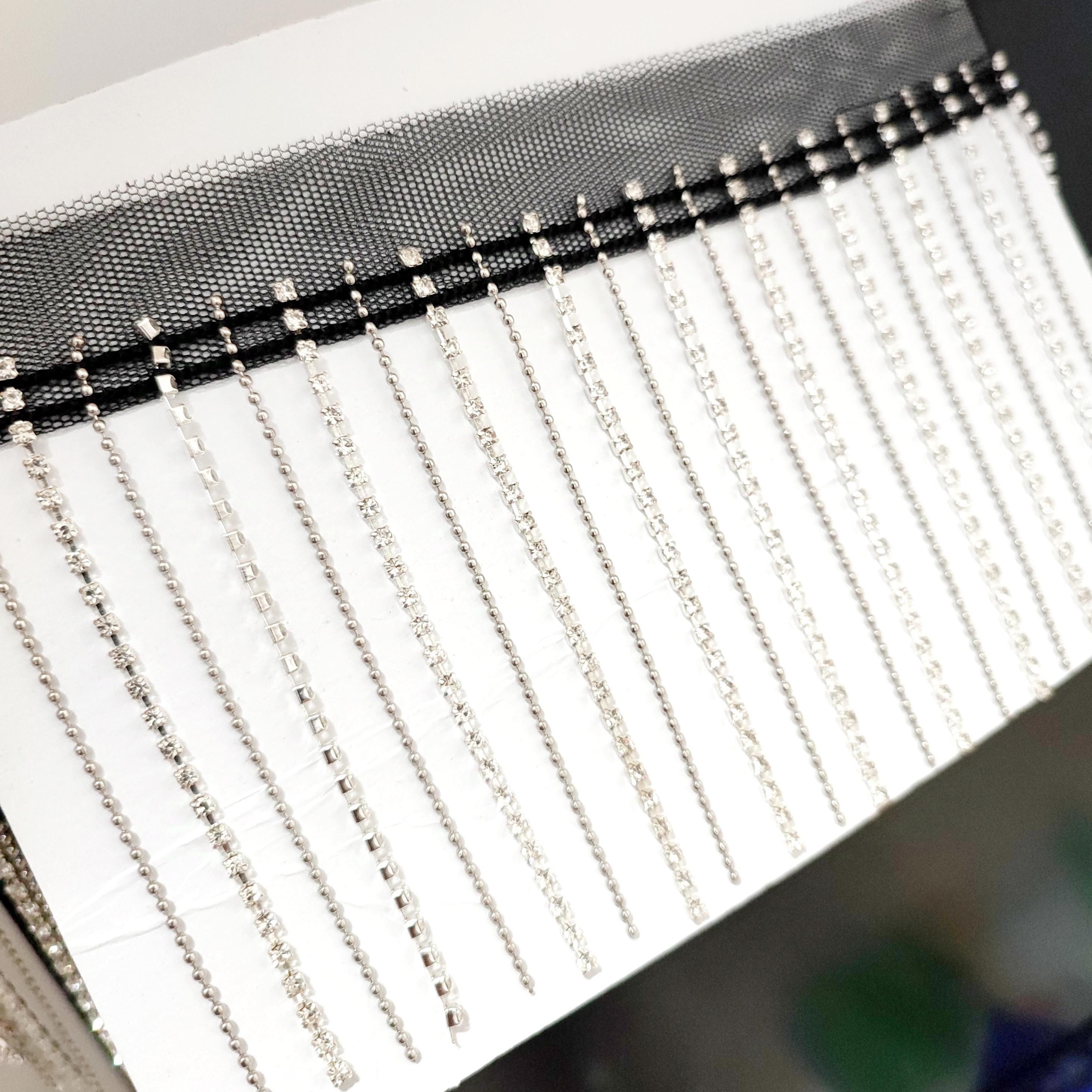 Franges en strass scintillants : Pompons pour robes de haute couture (9 cm de large)