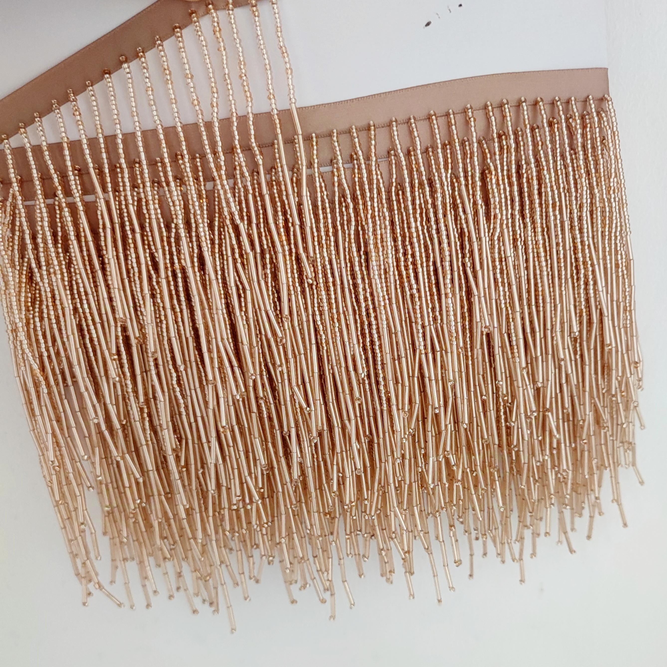 Frange à franges perlées à chevrons de 12,7 cm de large, pour abat-jour, costume ou robe, disponible en or rose, argent, noir, blanc, bleu, lilas, rose vif, rouge et vert.