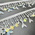 Franges perlées faites main, 90 cm de long, 5 cm de large, ornées de sequins en forme de coquillage et de perles en plastique en forme de poisson. Idéales pour les activités manuelles des enfants.
