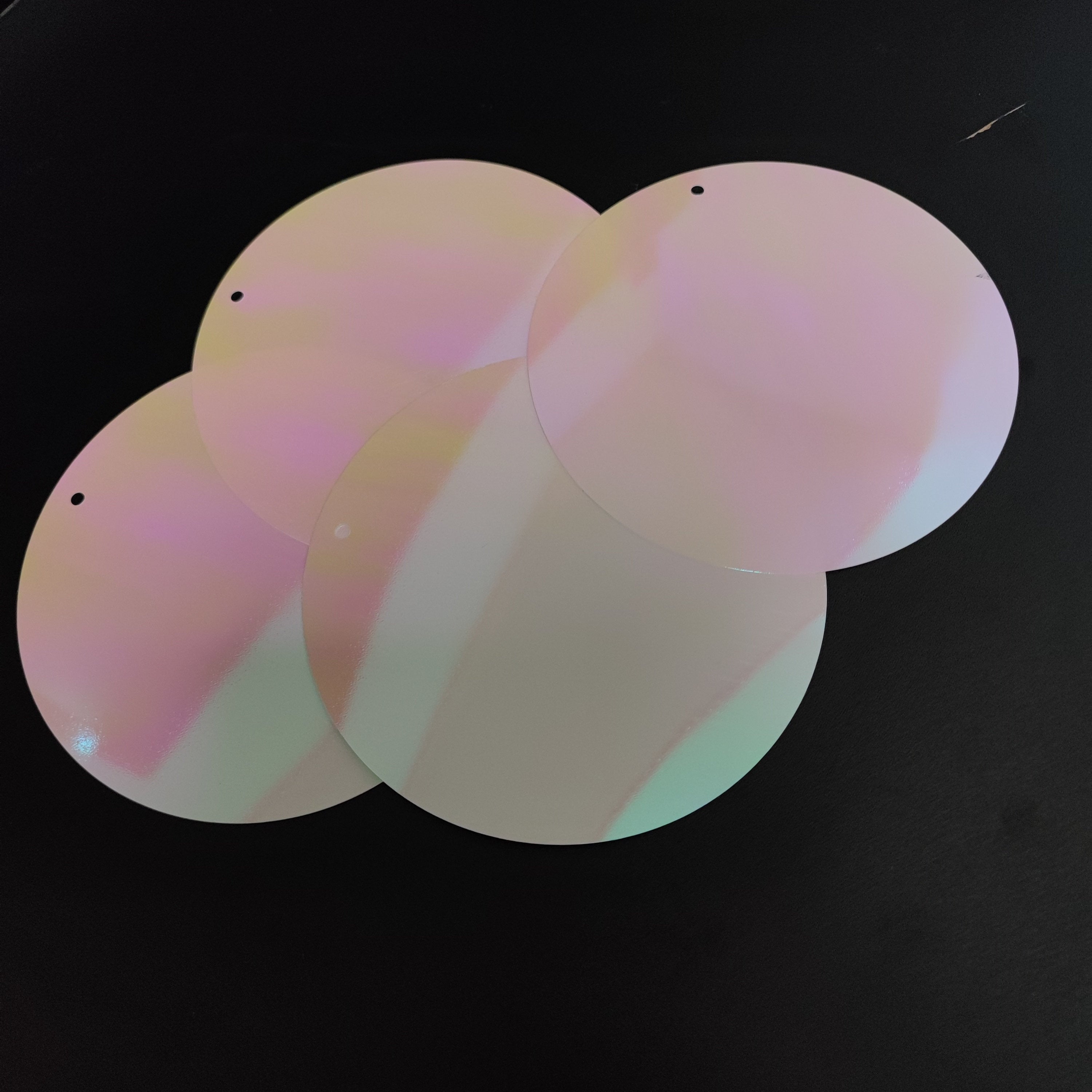 100mm massive flat round sequins, 300pcs/lot. We have 600 different colors for your choice please check our color chart