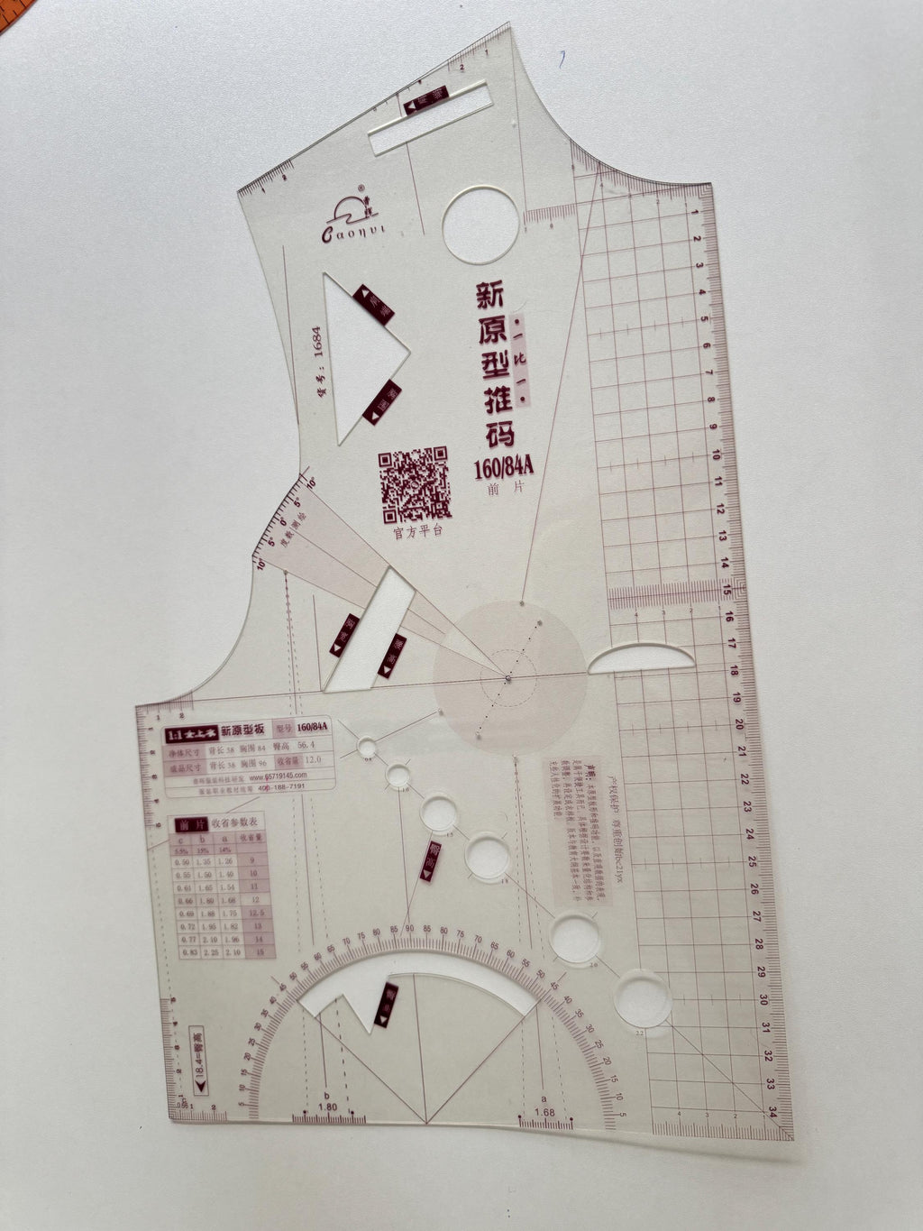 Basispatroon voor een topje, patroon voor een topje op ware grootte, doe-het-zelf naaipatroon, patroon voor een kleermaker