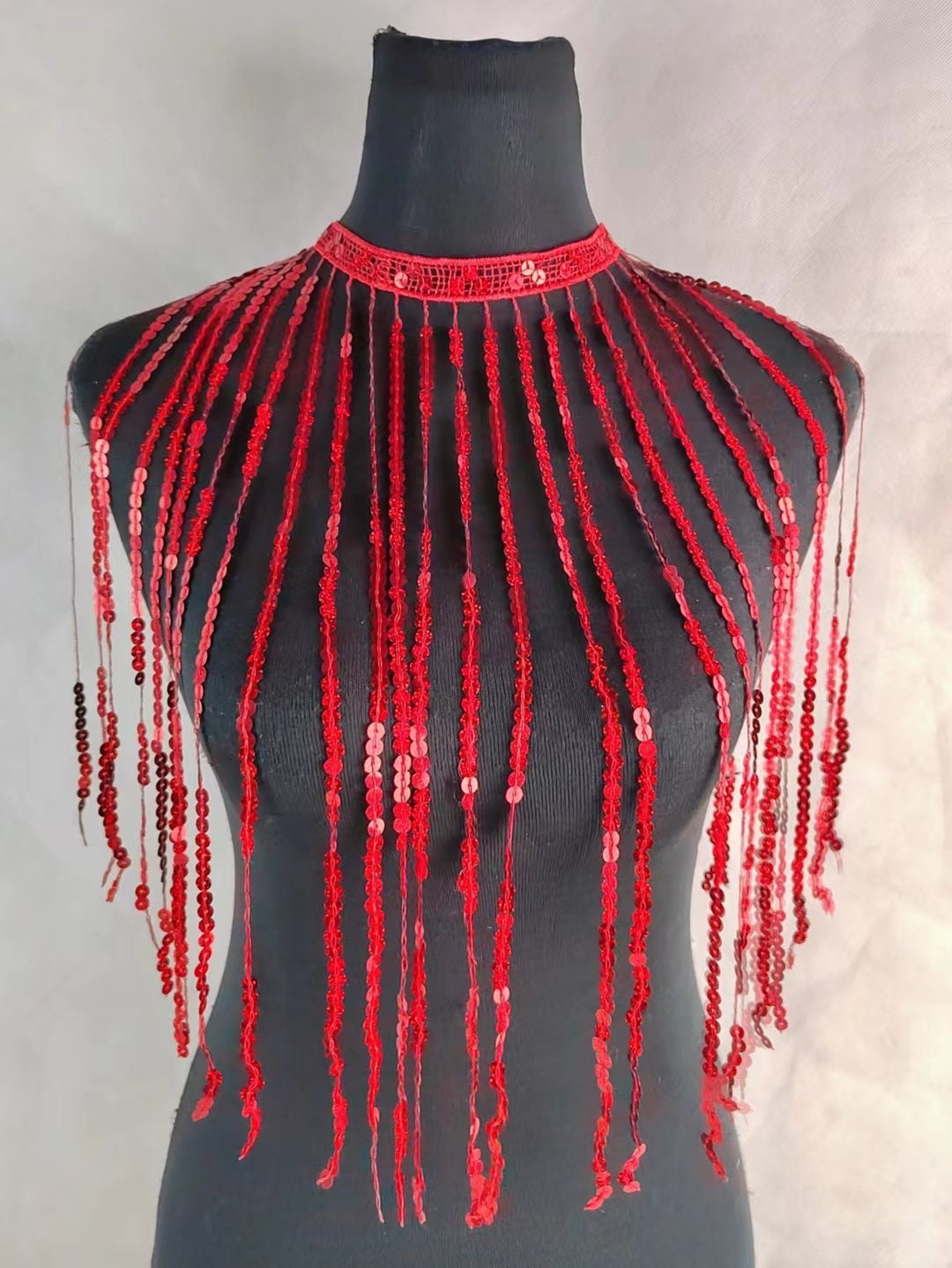 Franje met pailletten: 10 meter, 40 cm breed, 1,5 cm hoofdband