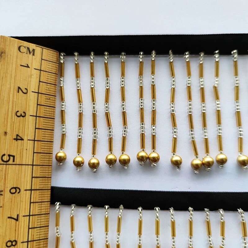Franges de perles dorées faites à la main, 90 cm de long et 5 cm de large.