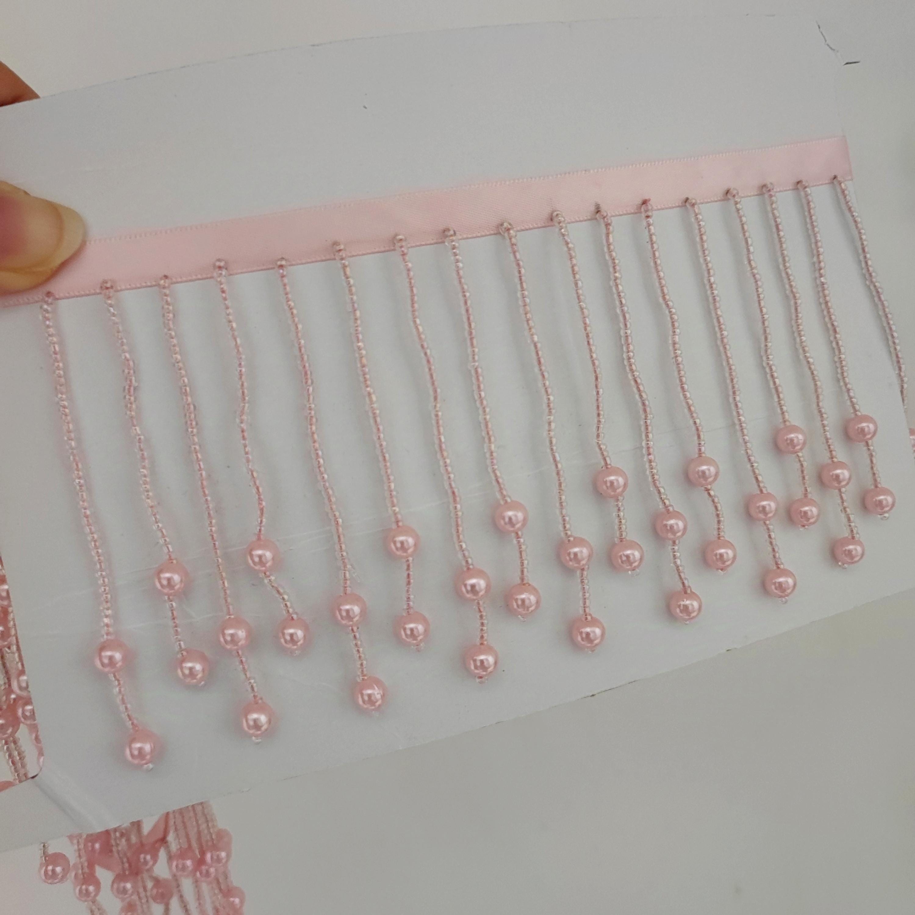 Frange faite main en perles et perles de rocaille : Bordure décorative rose (8 cm de large)