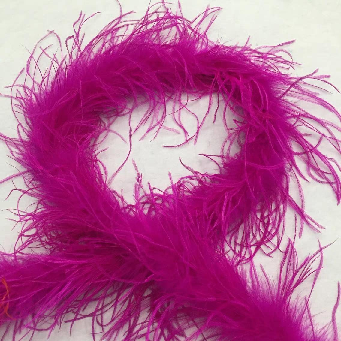 Boa en plumes d'autruche 1 pli de 2 mètres de long, bleu marine, gris, rose vif, noir, blanc, bordeaux, violet, turquoise, marron, vert