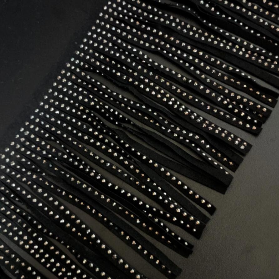 Zwarte suède franje met strasssteentjes: hittebestendige versiering, zelf te naaien, 13 cm breed