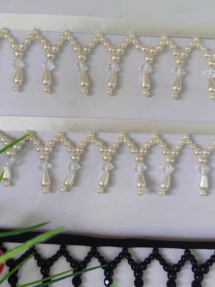Handgemaakte kralenfranje van 90 cm lang en 4 cm breed, gemaakt van parels en kristallen, geschikt als lampenkapfranje, trouwjurkfranje of doe-het-zelf-franje.
