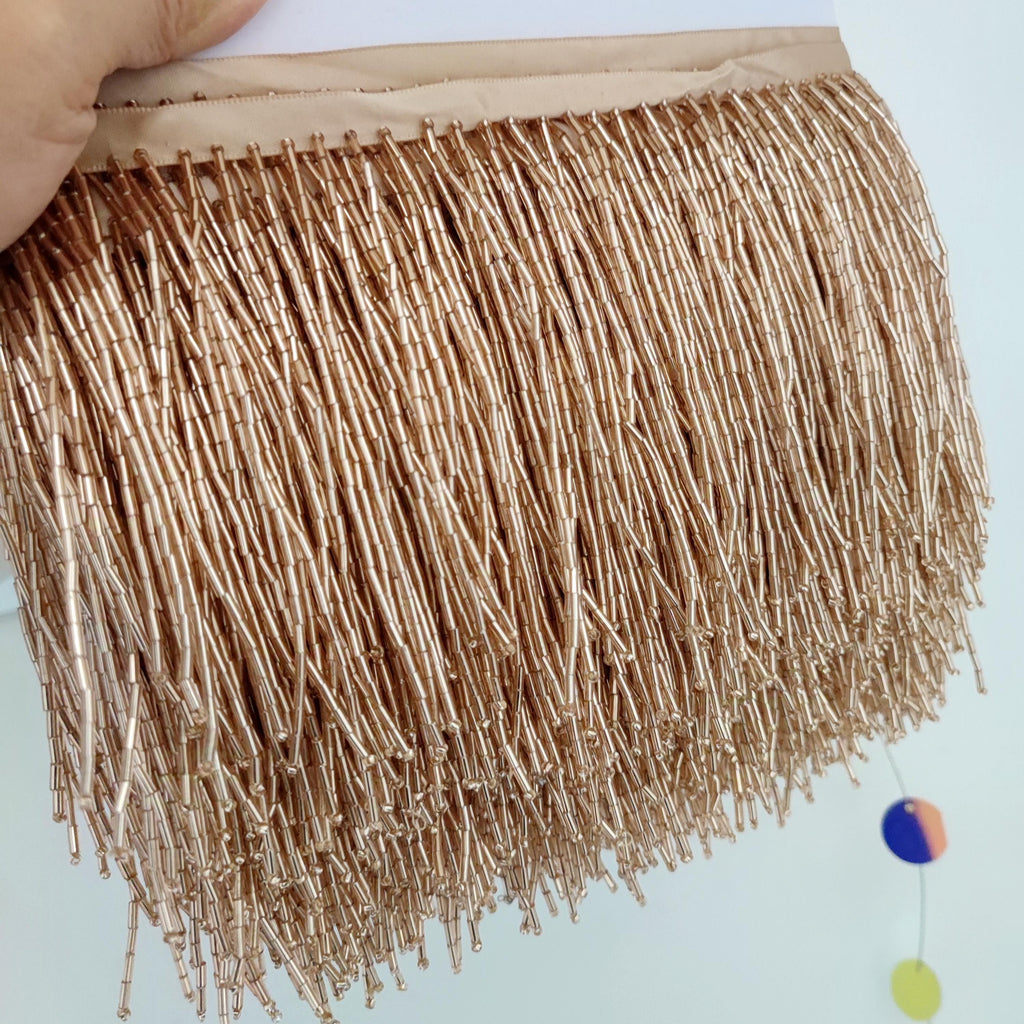 Kraaltjesfranje: 10 cm brede versiering voor kostuumjurken