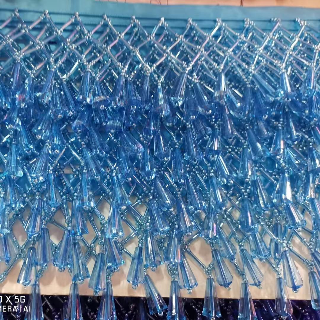 Frange perlée en filet de 6 cm de large, rose, turquoise, transparent, rouge, noir, vert, noir, perles de verre, perles de cristal, frange d'abat-jour perlée